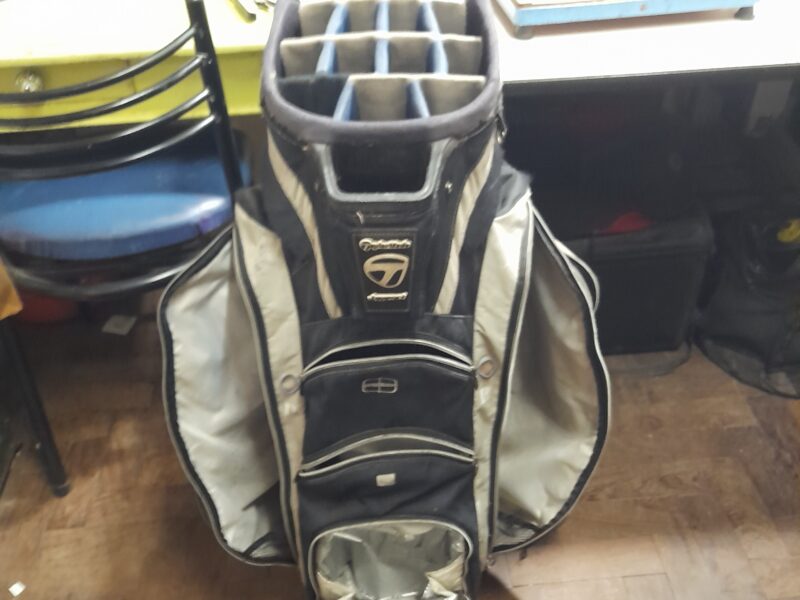 BOLSA TYLOR MADE - p/carro - 14 div - muy buen estado